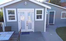 Ocean Echo Inn & Beach Cottages